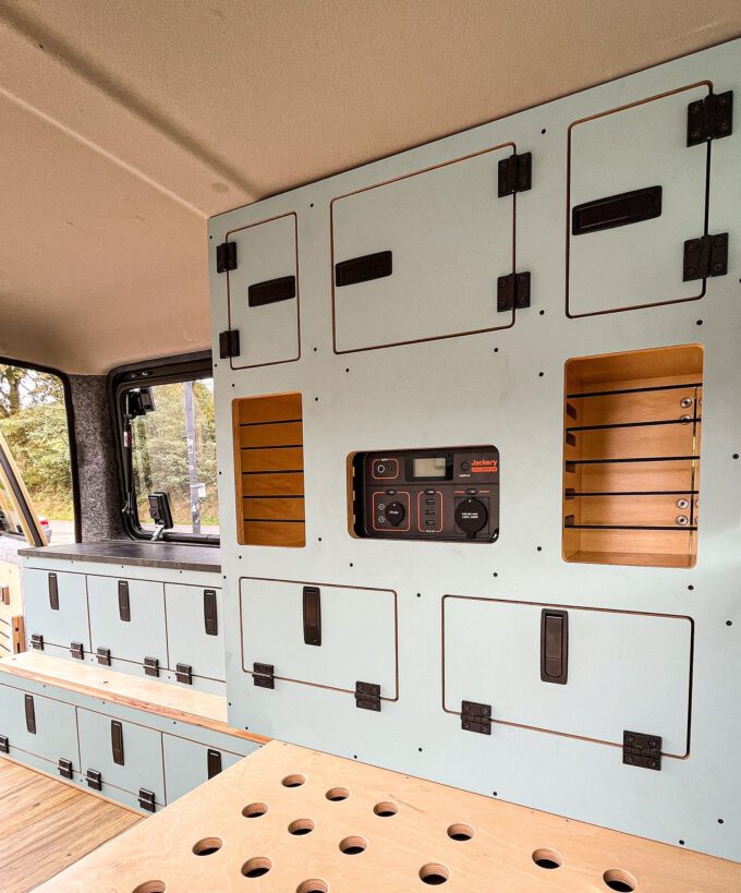 HPL-beschichtete Multiplexplatte, ultraleicht, stabil, nachhaltig, feuchtigkeitsresistent, ideal für Camper, Möbel- und Schiffsbau