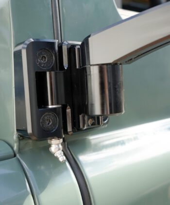 Defender Spiegelarm, Defender Spiegel, Defender Aussenspiegel, verstellbar, klappbar, Aluminium, UV-beständig, korrosionsbeständig, stabil, Made in Germany, Montagebeispiel